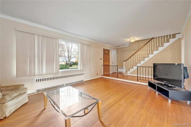 Photo - 29 Old Orchard Rd