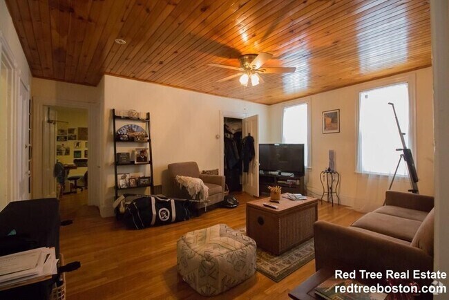 Building Photo - 234 Cypress St Unit 3 Rental