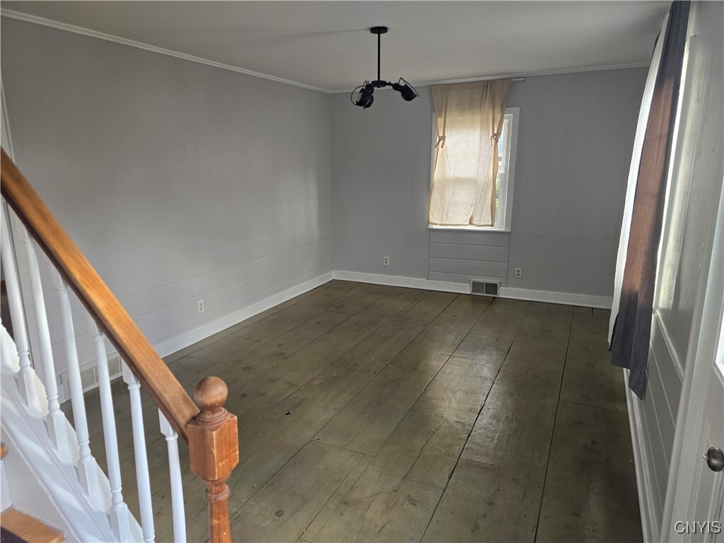 Photo - 205 Elmbrook Dr