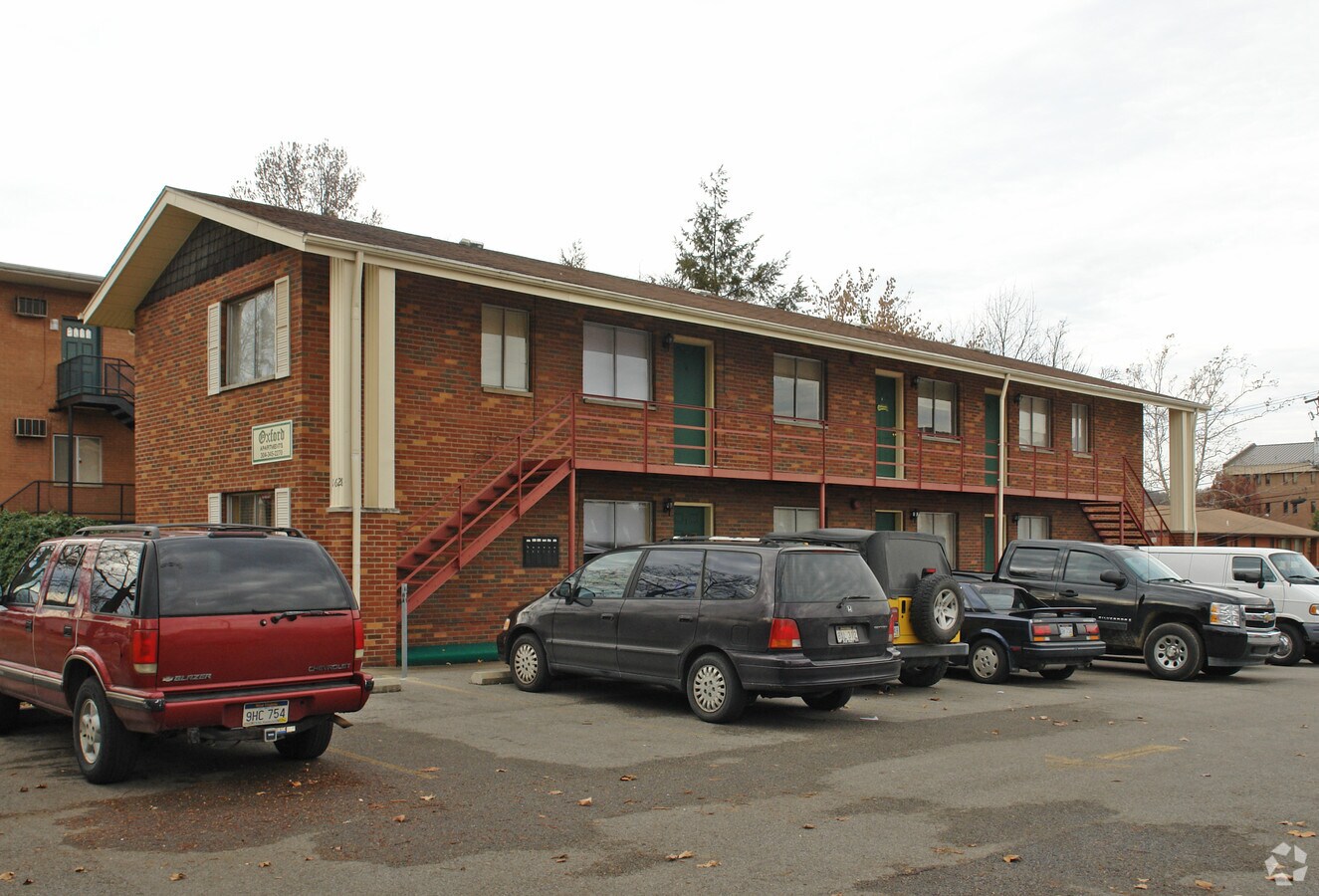 Oxford Apartments - Oxford Apartments