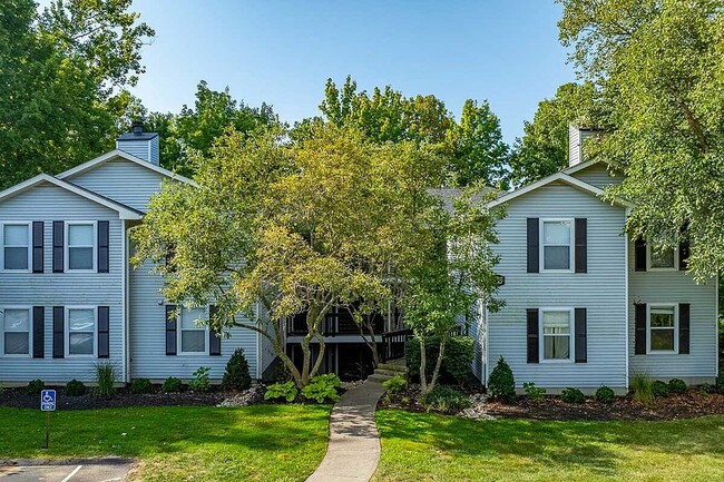 1- and 2-Bedroom Apartments in Cincinnati, Ohio - The Retreat at Stillmeadow