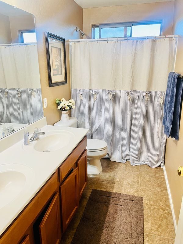 Photo - 6518 S 71st Dr