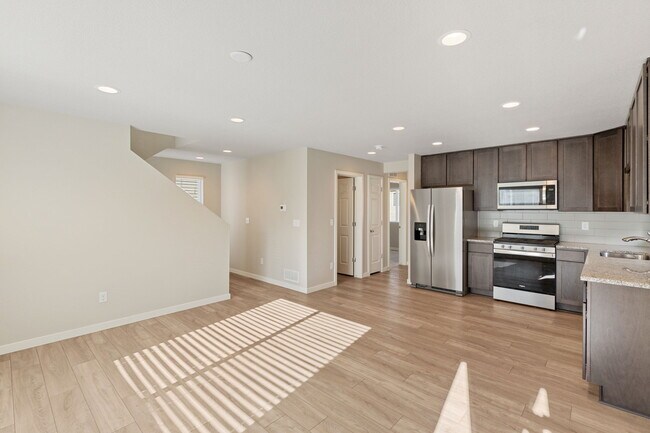 Photo - 5748 Thurless Ln