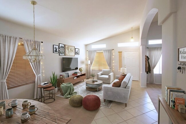 Photo - 1107 W Whitten St