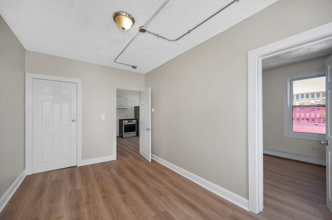 Photo - 50 1/2 Common St Unit 8