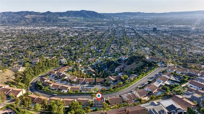 Photo - 1350 E Tujunga Ave