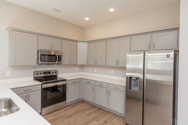 Photo - Modern 4 Bedroom Home in Red Bank