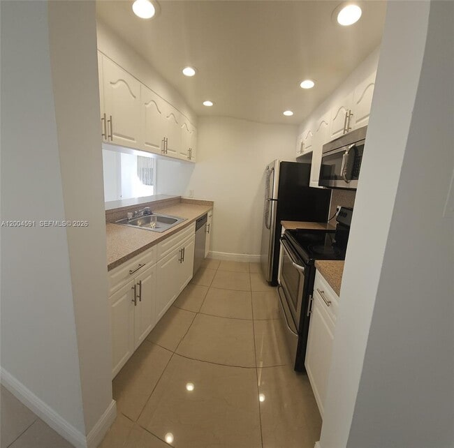 Photo - 8160 Geneva Ct Unit 208