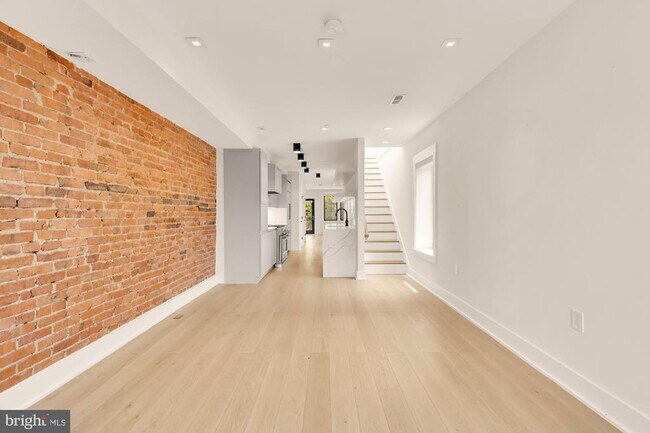 Photo - 330 16th St SE Unidad 2