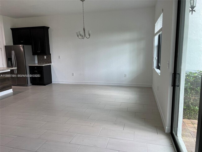 Photo - 11539 SW 13th Dr