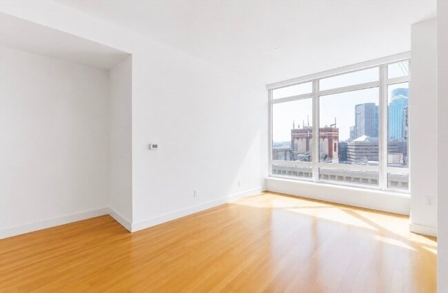 Photo - 400 Stuart St Unit 18G