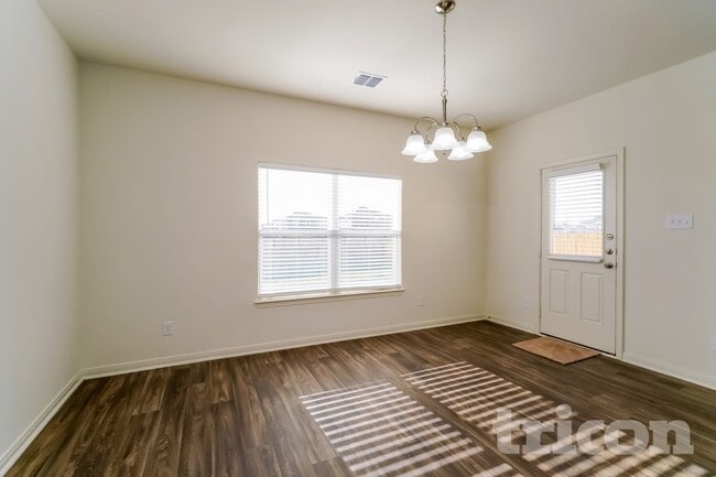 Photo - 10918 Chatham Ct