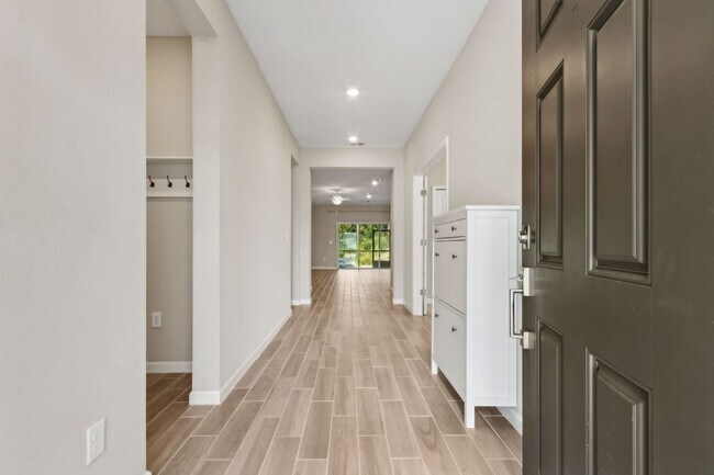 Photo - Spacious 3BR/3.5BA Home with Office & Reso...