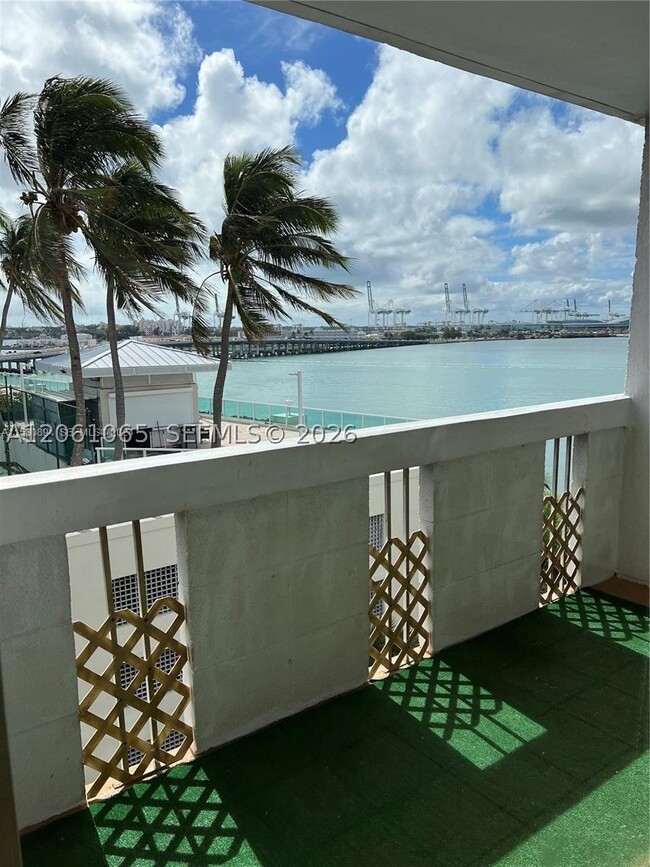 Photo - 800 West Dr Unit 808