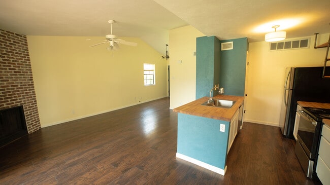 Photo - 1601 Faro Dr Unidad 2304