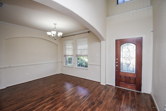 Photo - 6203 Ledger Ln