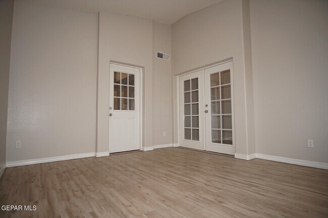 Photo - 1532 Century Plant Dr