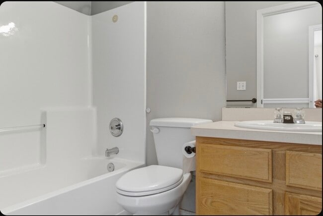 Photo - 909-1520 1520 N Cir