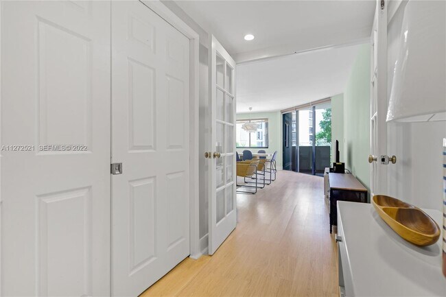 Photo - 101 Crandon Blvd Unidad 267