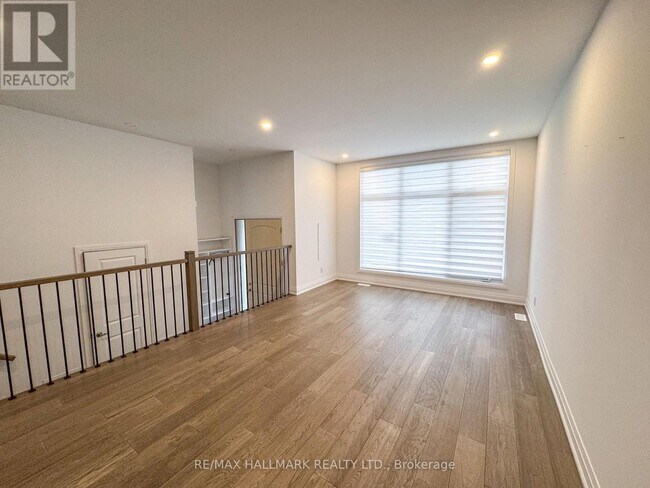 Photo - 22 Direzze Ct