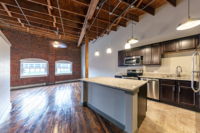 Lofts on Madison - Lofts on Madison