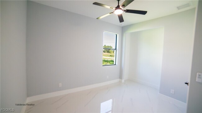 Photo - 2401-2403 Matena Ave S