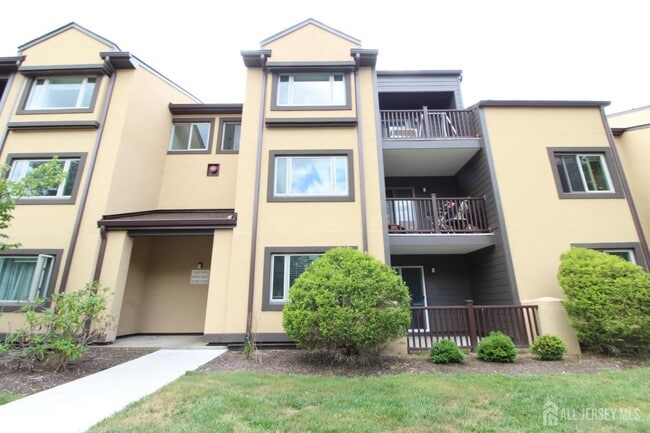 Building Photo - 3123 Sayre Dr Rental