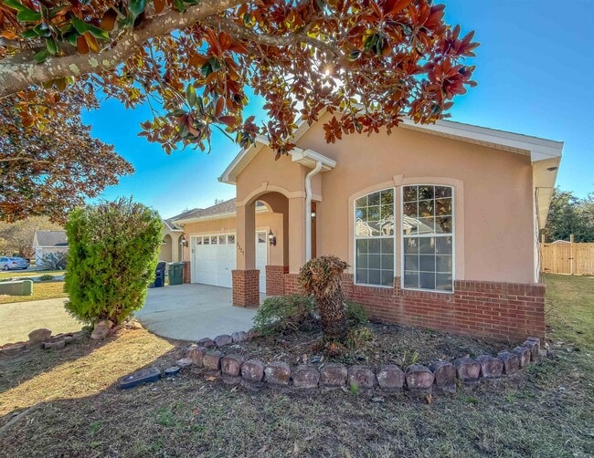 Photo - 3327 Dartmouth Dr