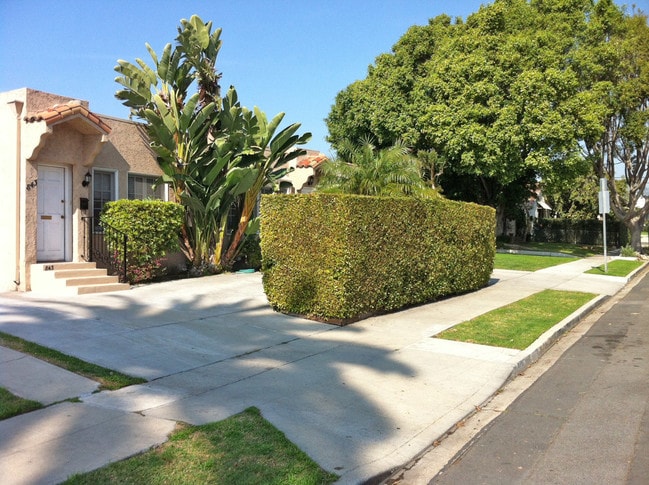 Photo - 845 N Citrus Ave Unidad 1