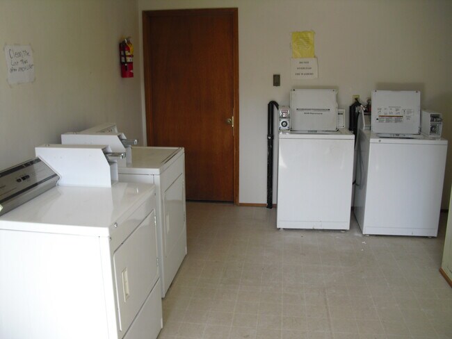 Photo - 2702 S 74th St Unit M