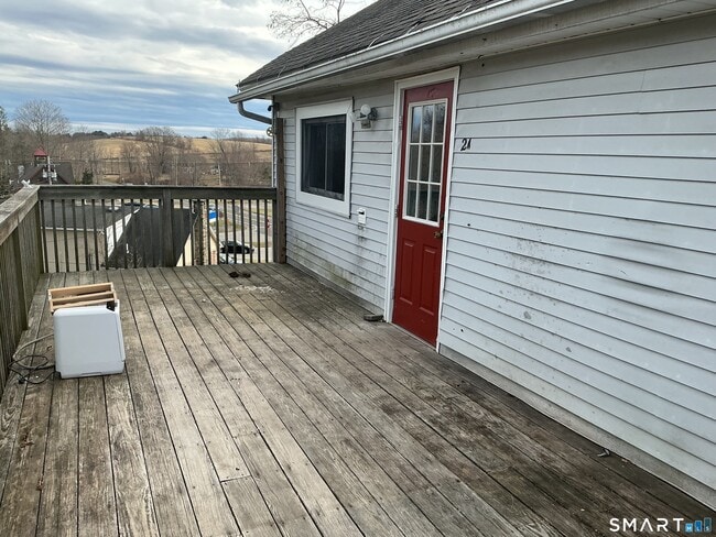 Photo - 2 Straits Turnpike Ln