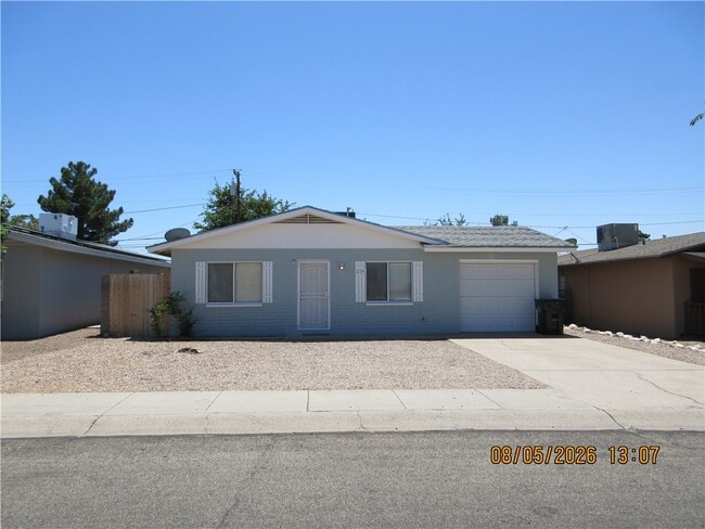 Building Photo - 2124 Motor Ave