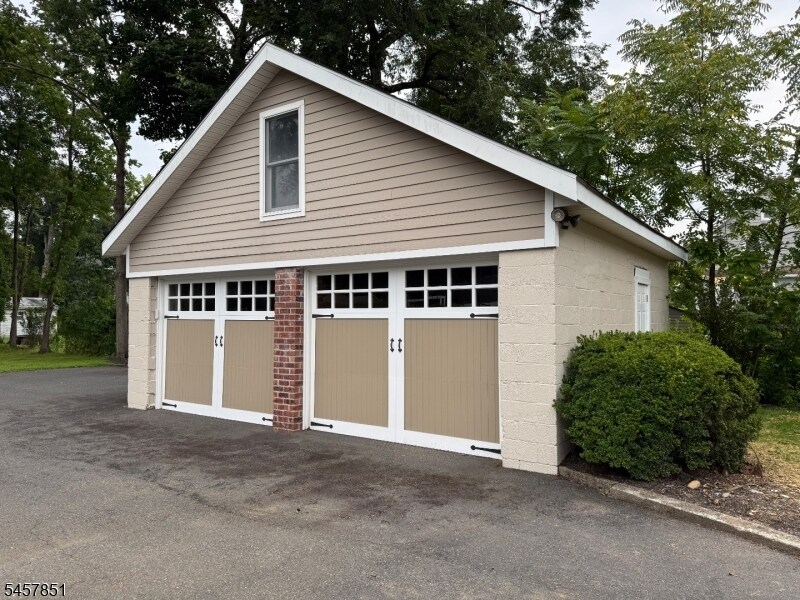 Photo - 14 Locust St Unit 2
