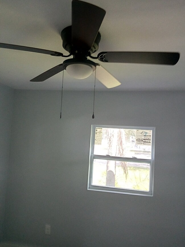 Photo - 1008 Colyer St