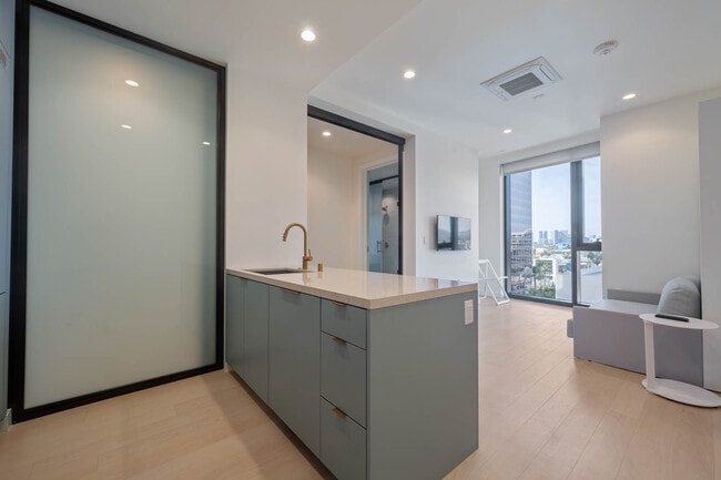 Photo - 6401 Wilshire Blvd Apartamento Unidad 603E