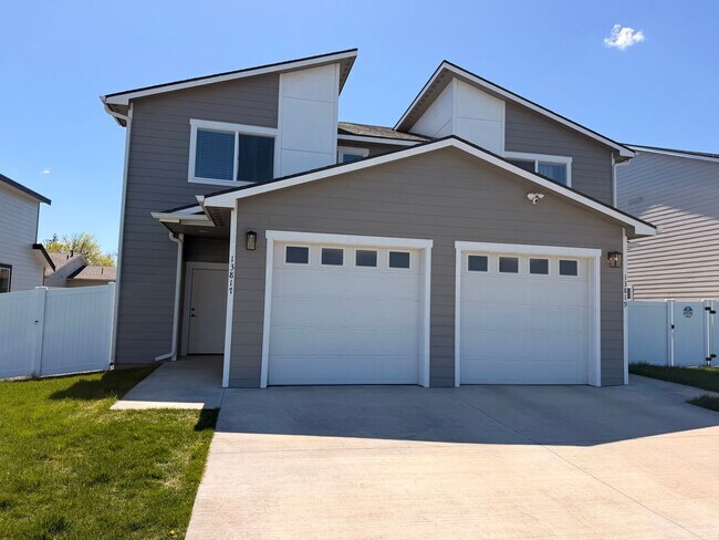 Building Photo - 13817 W Redding Dr Unit #13817