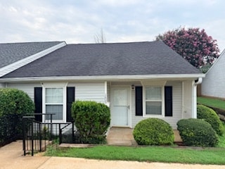 Building Photo - 1609 Summerwoods Cir