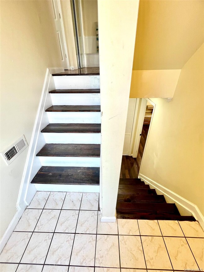 Photo - 60 Peach Pl