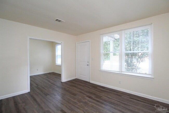 Photo - 1218 N Kirk St