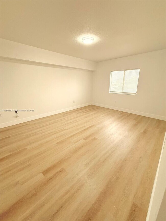 Photo - 36 NW 6th Ave Unit 605