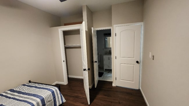 Photo - 3512 Holmes Ave