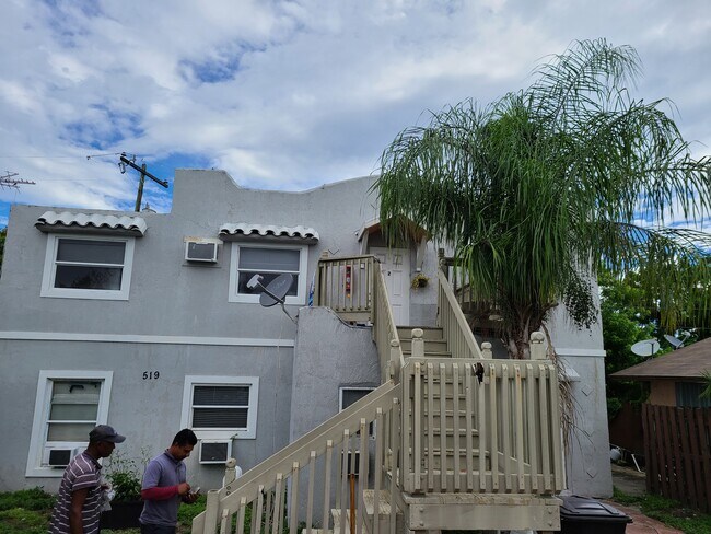 Photo - 519 Pilgrim Rd Unidad 2