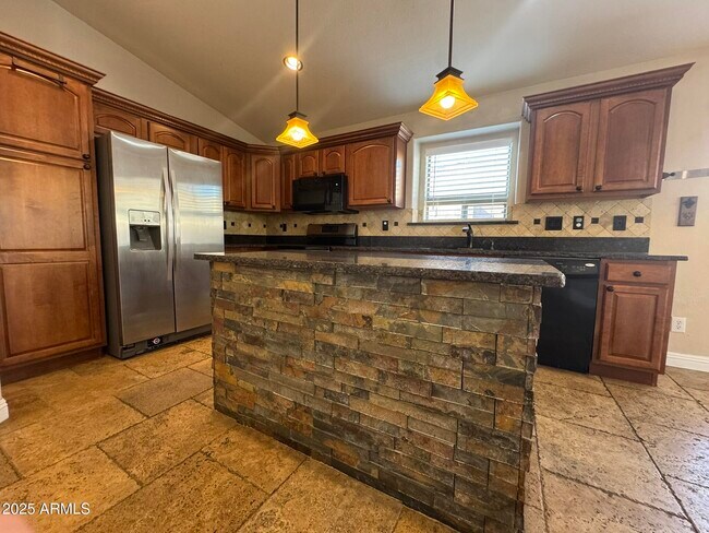 Photo - 2246 W Roy Rogers Rd