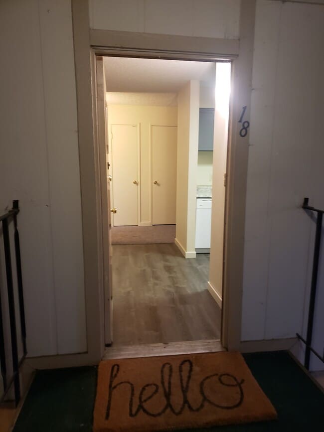 Entryway - 4260 Clayton Rd Condo Unit 18