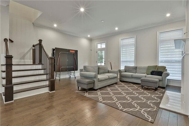 Photo - 673 Brennan Dr