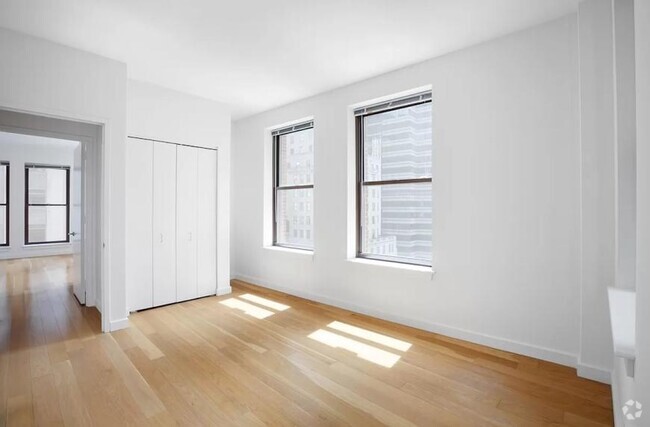 Building Photo - 3 bedroom in New York NY 10005 Unit 919 Rental