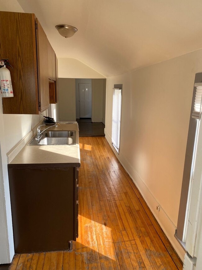 Photo - 324-324-324-322 5th Ave Unit 324 1/2-5th Ave