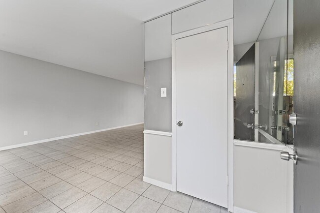 Photo - 4627 Wild Indigo St