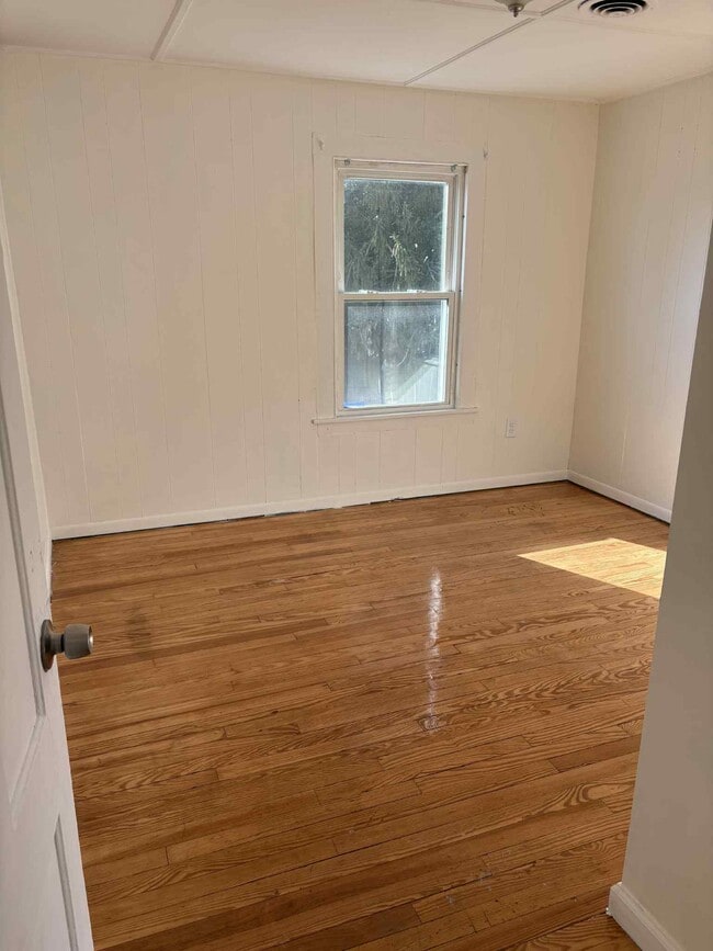 Photo - 91 Russell St Unit 2nd floor