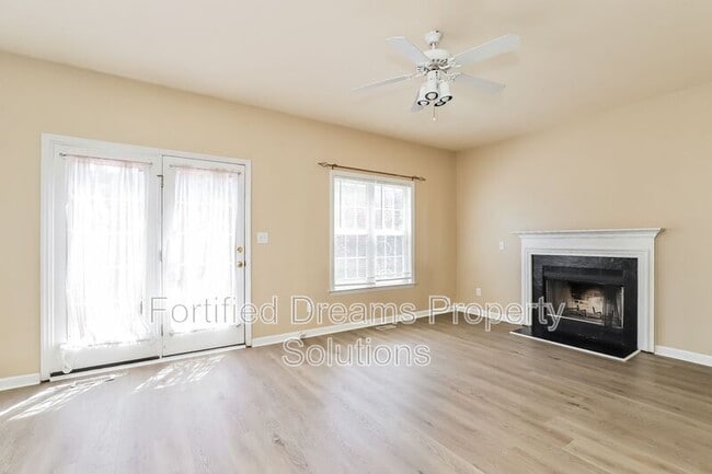 Photo - 8 Millpath Ln